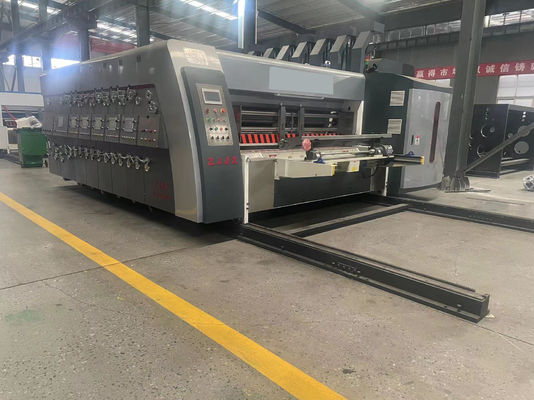 गुणवत्ता  Flexo Folder Gluer Casemaker with 50-70mm Wall Thickness, ±0.5mm Printing Precision, and Flexo Box Glue System कारखाना