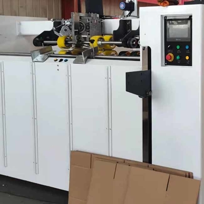 कार्डबोर्ड स्टेपलिंग के लिए 380V 50HZ कार्टन बॉक्स सिलाई मशीन स्टेपलर: