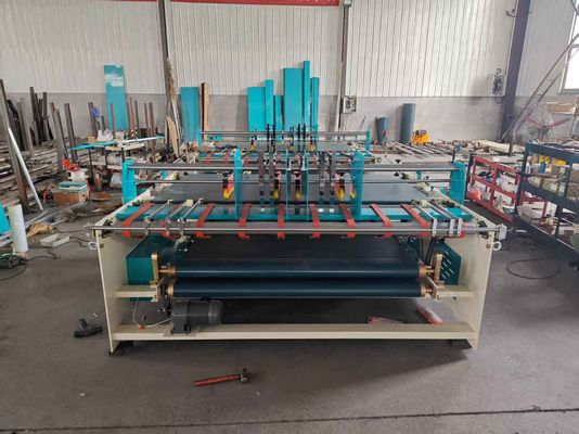 2000 मॉडल सेमी ऑटो प्रेस टाइप कार्टन बॉक्स ग्लूइंग मशीन