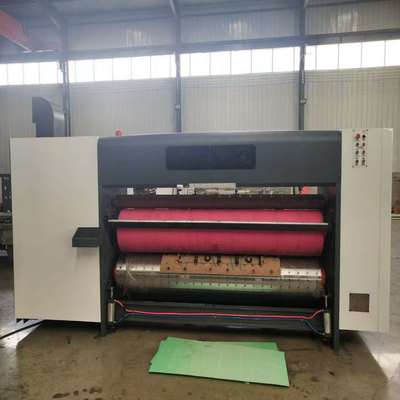 न्यूनतम शीट आकार 400 मिमी X 600 मिमी और अधिकतम स्लॉटिंग गहराई 350/530 मिमी के लिए इलेक्ट्रिक कंट्रोल नालीदार रोटरी स्लॉटर मशीन