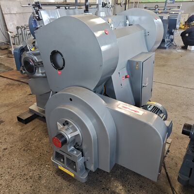 हेंगशुई मोटर घुमावदार कार्टन मरने काटने की मशीन अधिकतम प्रभावी आकार 1200 X 830 मिमी कार्य गति 20 स्ट्रोक प्रति मिनट