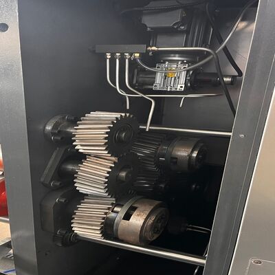 कॉरुगेटेड कार्टन फ्लेक्सोग्राफिक प्रिंटिंग मशीन डबल स्लॉटर रोटरी डाई कटर