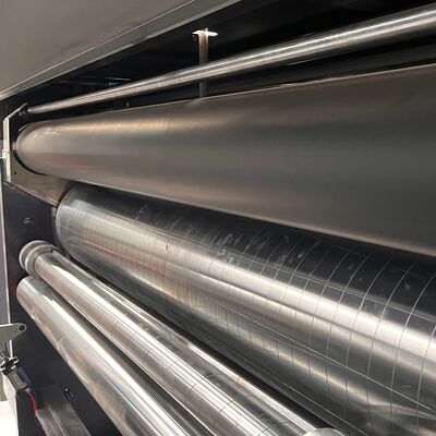 कॉरुगेटेड कार्टन फ्लेक्सोग्राफिक प्रिंटिंग मशीन डबल स्लॉटर रोटरी डाई कटर