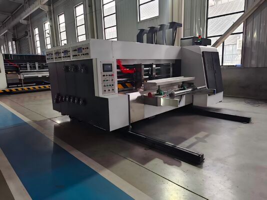 GYM-920 स्वचालित लीड एज फीडिंग फ्लेक्सो प्रिंटिंग रोटरी स्लॉटिंग मशीन 100-130 मीटर/मिनट स्पीड और 7-इंच कलर टच स्क्रीन के साथ